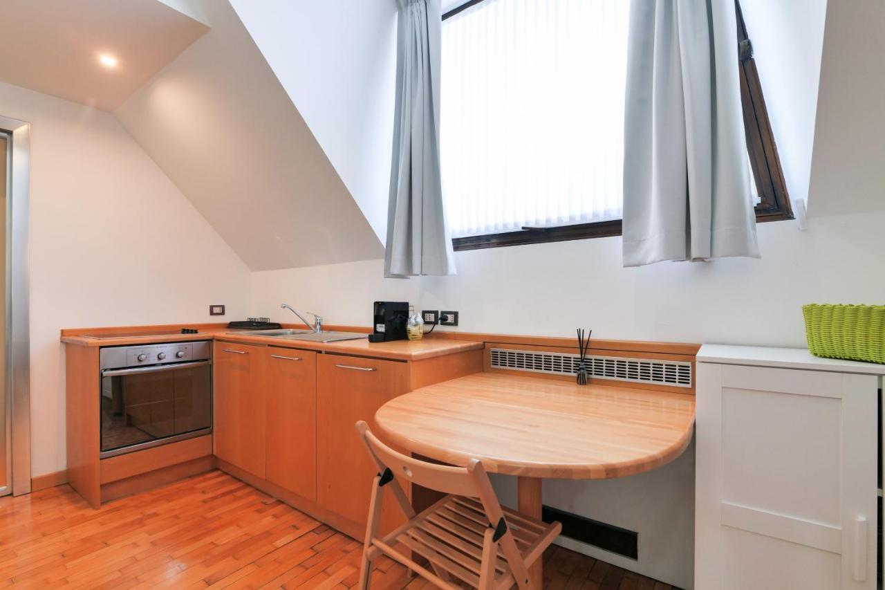 Duomo Luxury Apartment VIII ミラノ エクステリア 写真
