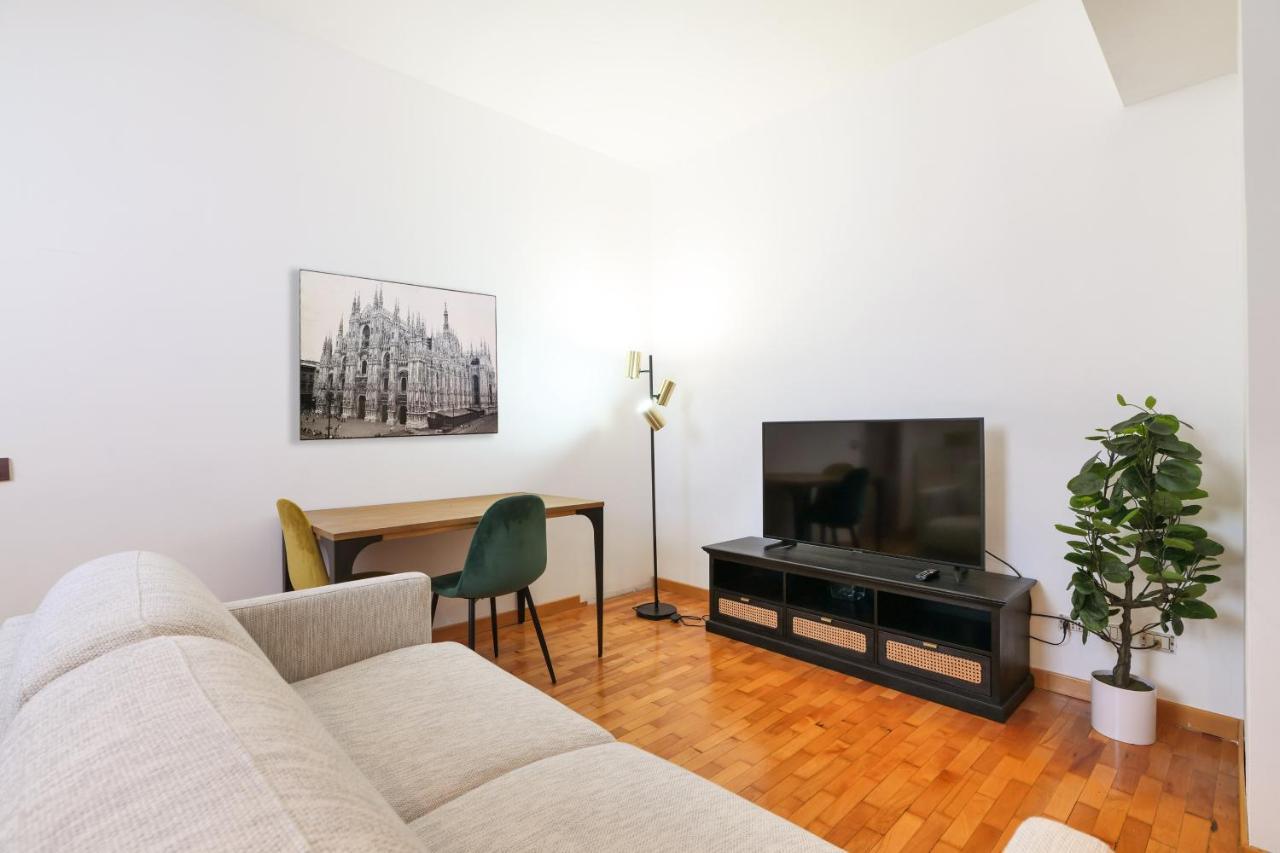 Duomo Luxury Apartment VIII ミラノ エクステリア 写真